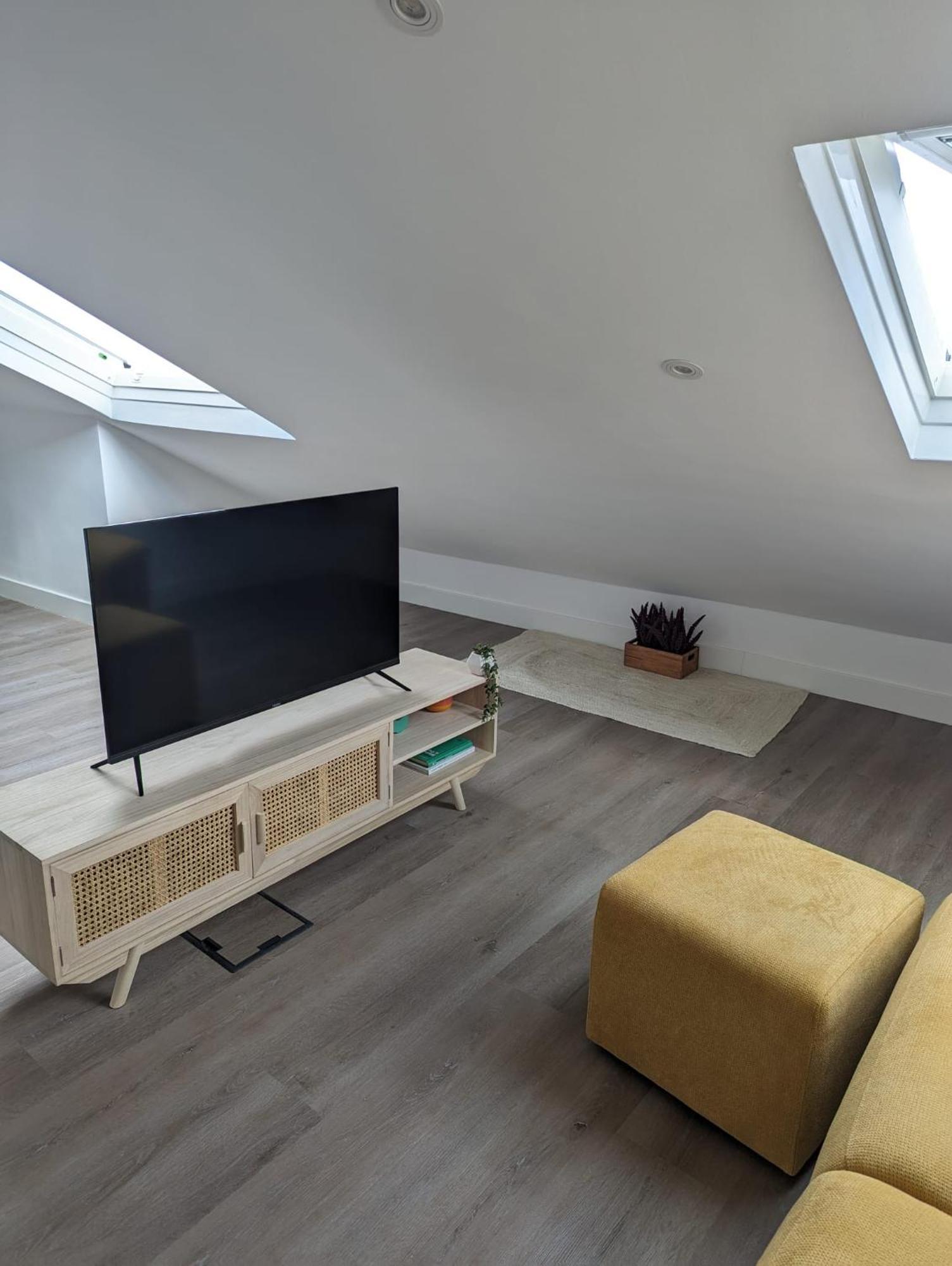 Atico Con Vistas En Raxo Apartment ภายนอก รูปภาพ